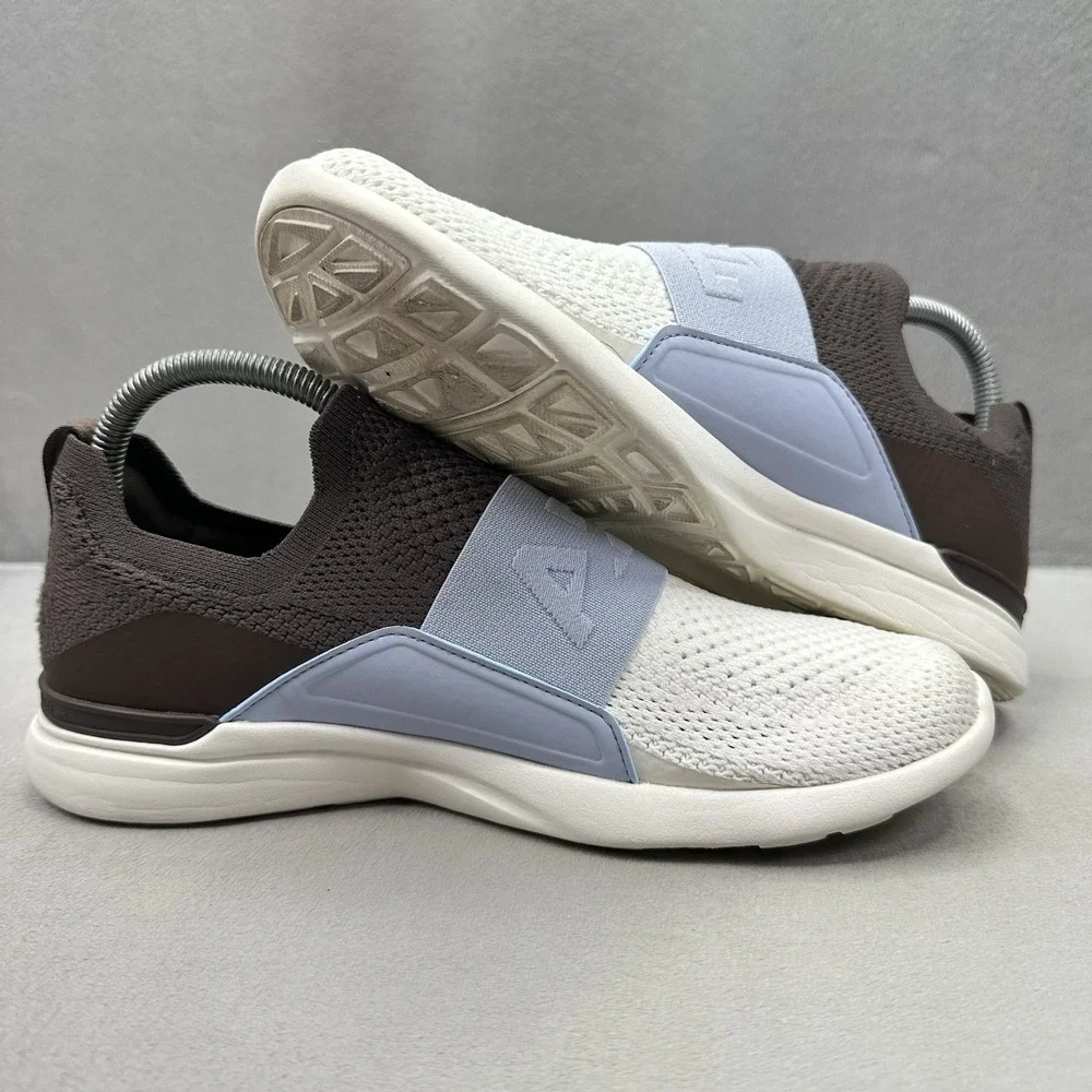 APL Techloom Bliss Womens Size 8 Shoes White / Blue / Brown Athletic Running